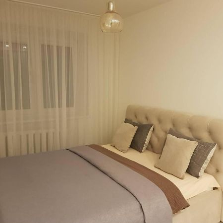 Traku Street Apartment シャウレイ エクステリア 写真