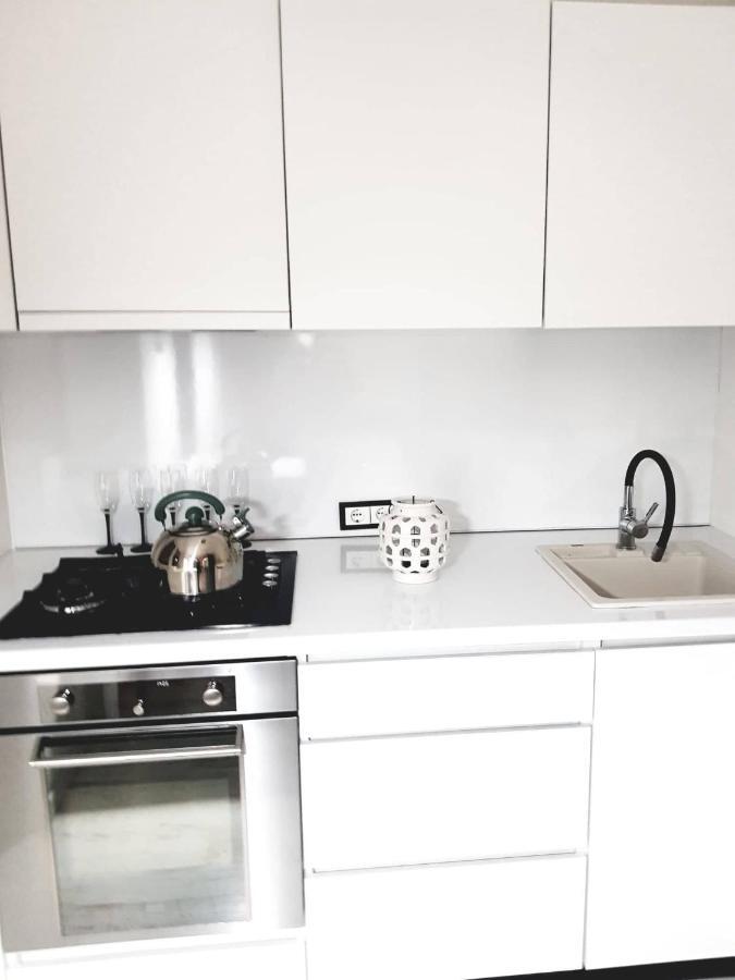 Traku Street Apartment シャウレイ エクステリア 写真