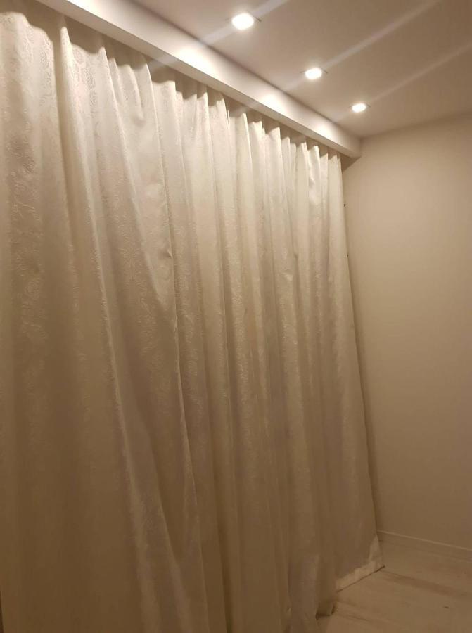 Traku Street Apartment シャウレイ エクステリア 写真